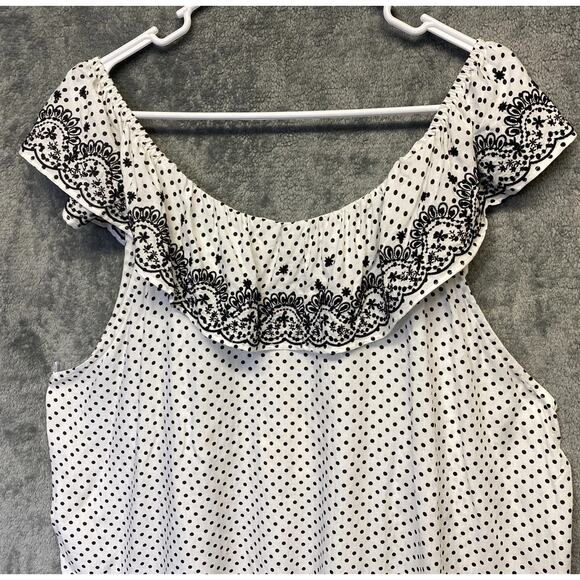 Savanna Jane Polka Dot Embroidered Top Women’s Size 2X - Picture 3 of 10